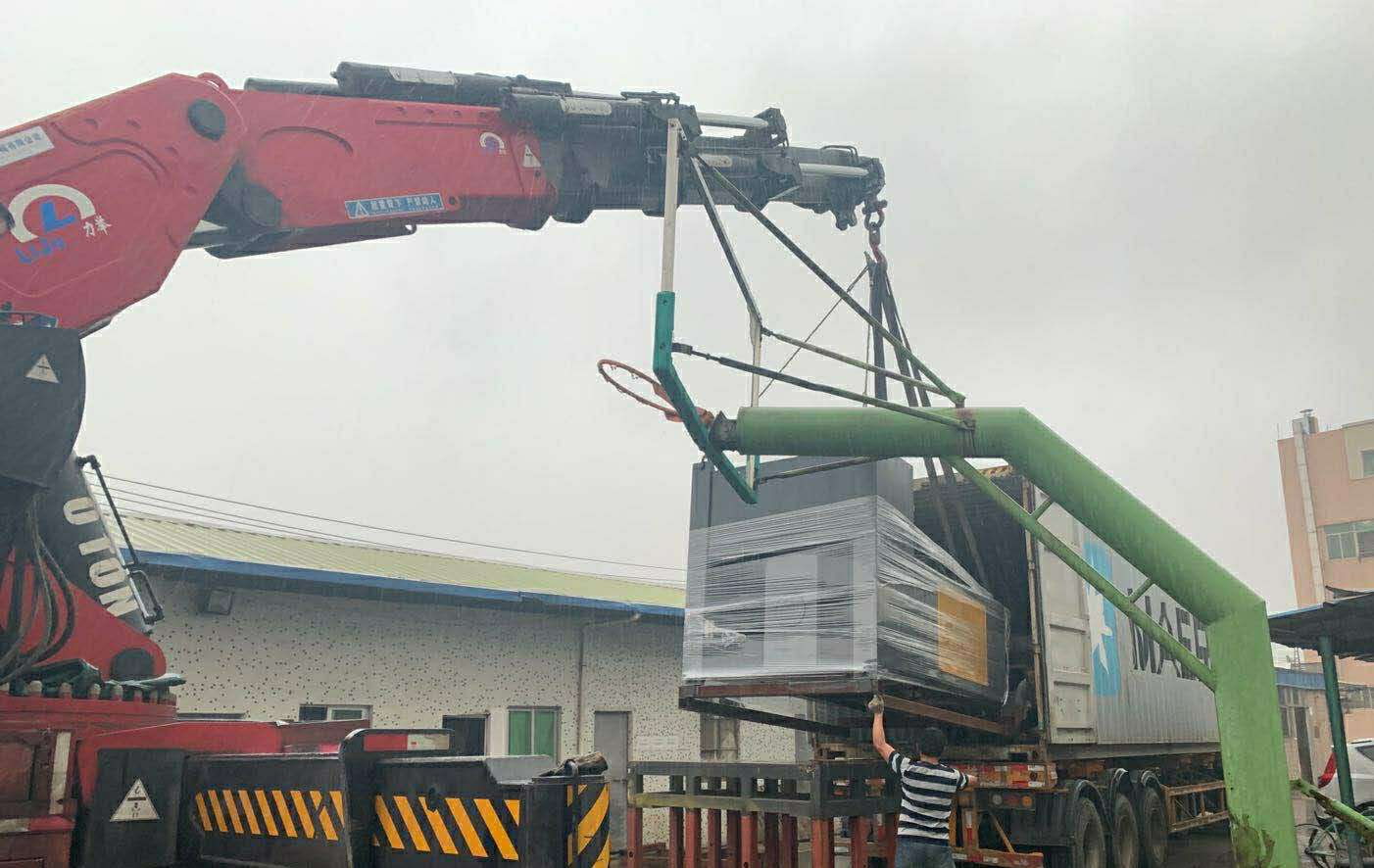 一輝冷鍛液壓機發(fā)往美國